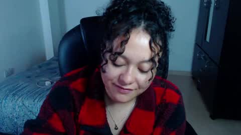 Snapshot of freud_x_louise1 chatting on December 9, 8:44 am Louise online show from December 9, 8:44 am