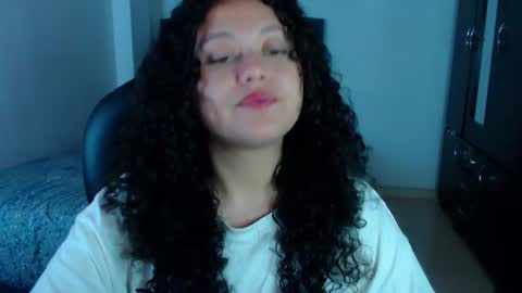 Snapshot of freud_x_louise1 chatting on June 26, 12:09 pm Louise online show from June 26, 12:09 pm