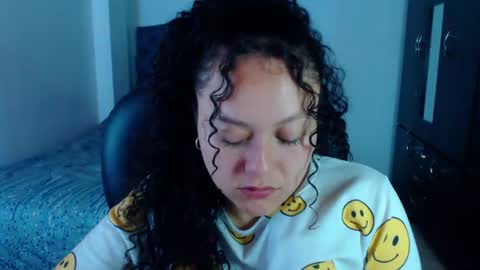 Snapshot of freud_x_louise1 chatting on July 2, 12:11 pm Louise online show from July 2, 12:11 pm