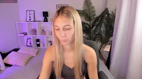 Laura online show from August 5, 6:16 am