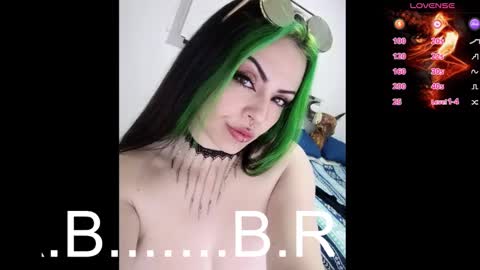Snapshot of freyaa_sorceress chatting on December 13, 8:30 am freyaa_sorceress online show from December 13, 8:30 am