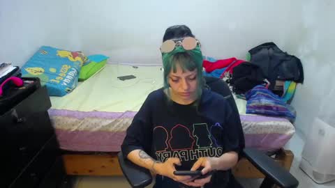 Snapshot of freyaa_sorceress chatting on March 11, 8:20 pm freyaa_sorceress online show from March 11, 8:20 pm