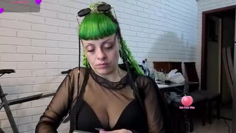 Snapshot of freyaa_sorceress chatting on September 25, 2:59 am freyaa_sorceress online show from September 25, 2:59 am
