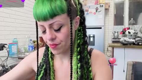 Snapshot of freyaa_sorceress chatting on October 1, 8:37 pm freyaa_sorceress online show from October 1, 8:37 pm