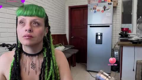 Snapshot of freyaa_sorceress chatting on October 4, 6:50 pm freyaa_sorceress online show from October 4, 6:50 pm