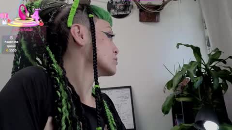 freyaa_sorceress online show from October 21, 7:03 pm