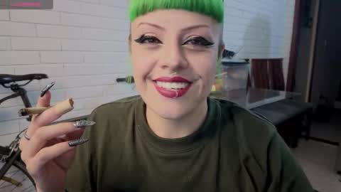 freyaa_sorceress online show from November 10, 5:39 am