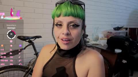 freyaa_sorceress online show from November 14, 3:38 am