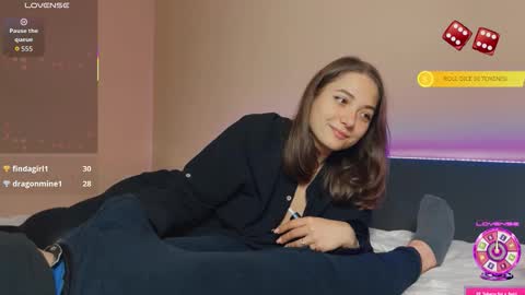 FreyaOliver online show from October 10, 10:09 pm