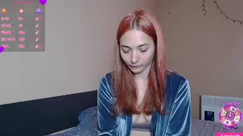 Snapshot of freyaoliver chatting on May 14, 3:30 pm FreyaOliver online show from May 14, 3:30 pm