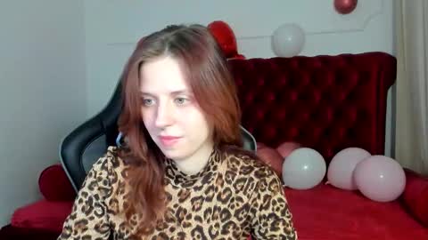 FreyaVey online show from February 19, 5:36 am