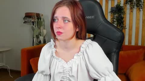 FreyaVeys online show from July 4, 5:02 am