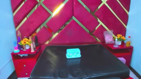 freyja_naugthy online show from January 9, 12:41 pm