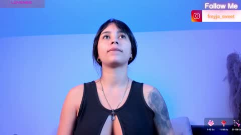 Snapshot of freyja_sweet_ chatting on September 23, 11:13 am Freyja Sweet online show from September 23, 11:13 am