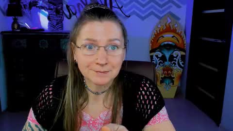 Snapshot of fridatander chatting on February 28, 3:26 pm Frida Tander online show from February 28, 3:26 pm