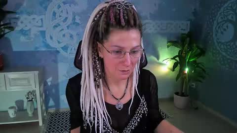 Frida Tander online show from February 13, 5:25 am