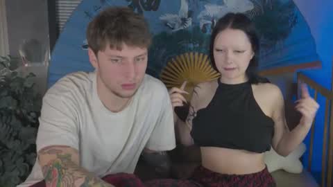 friend_zone_ online show from February 28, 6:42 pm