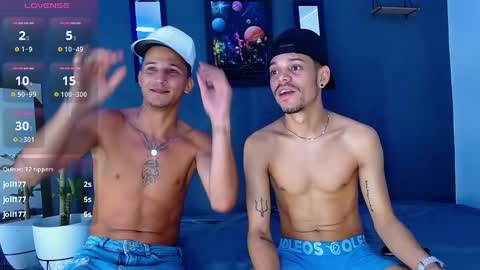 Adam y pitter online show from December 21, 3:53 pm