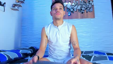 Adam y pitter online show from September 15, 3:12 pm