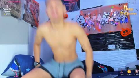 Adam y pitter online show from October 18, 3:02 pm