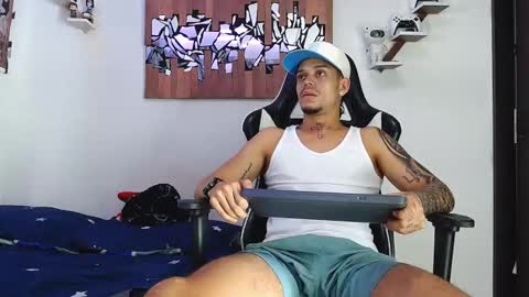 Adam y pitter online show from March 18, 12:47 am