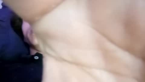 Snapshot of friqui_sex chatting on November 23, 9:20 am friqui_sex online show from November 23, 9:20 am