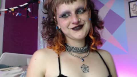 Snapshot of friskyflowers chatting on October 8, 2:20 am cherry online show from October 8, 2:20 am