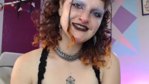 Snapshot of friskyflowers chatting on October 28, 6:43 pm cherry online show from October 28, 6:43 pm