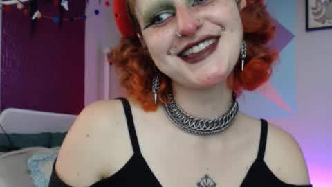 Snapshot of friskyflowers chatting on November 6, 7:37 pm cherry online show from November 6, 7:37 pm