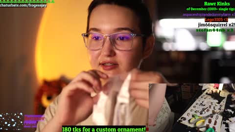   Jaywise Frogfoot  online show from December 24, 10:39 pm