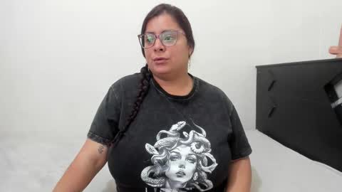 Snapshot of fromheaven_ chatting on October 22, 8:08 pm Lucy online show from October 22, 8:08 pm