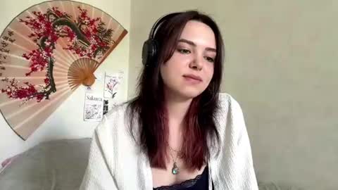 Emily online show from June 29, 7:14 am