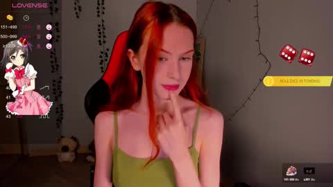 Snapshot of fruttitatti chatting on October 14, 11:49 pm fruttitatti online show from October 14, 11:49 pm