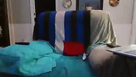Snapshot of ftljerry76 chatting on June 8, 1:28 am ftljerry76 online show from June 8, 1:28 am