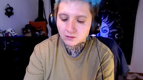          HEHIM  online show from February 4, 8:28 pm