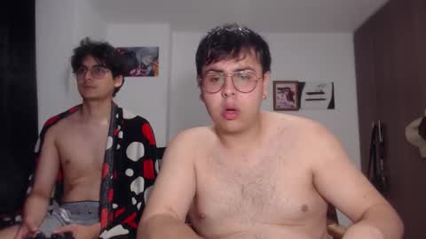 uwu online show from November 20, 10:42 pm