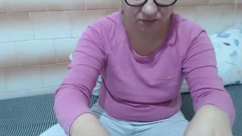 Snapshot of fuck_my_face chatting on December 5, 6:10 am Ella online show from December 5, 6:10 am