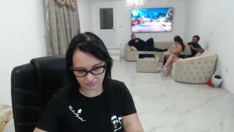 Snapshot of fuckable_one chatting on December 1, 7:36 pm Angelique online show from December 1, 7:36 pm