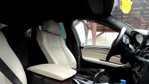 Snapshot of fuckable_one chatting on December 11, 10:14 am Angelique online show from December 11, 10:14 am