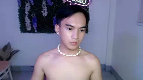   online show from February 24, 9:53 am