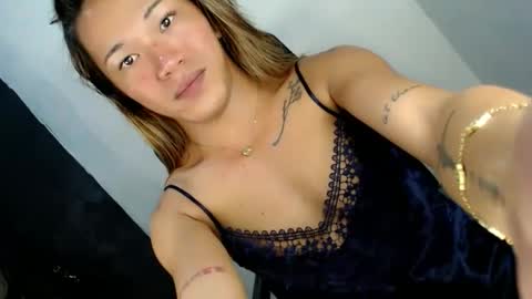 sweetyJENNY online show from May 17, 12:56 pm