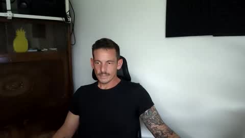 Snapshot of fuckforlife76 chatting on October 9, 1:09 pm Tony online show from October 9, 1:09 pm