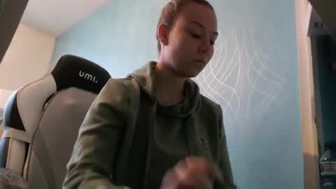 Snapshot of fuckhard4you chatting on November 28, 7:22 am La online show from November 28, 7:22 am