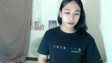 Snapshot of fucking_crystal chatting on November 16, 8:58 pm ITS ME CRYSTAL online show from November 16, 8:58 pm