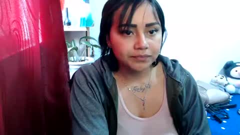 Mia and Gary  online show from June 26, 7:18 pm