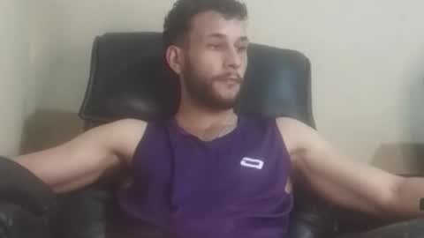 Snapshot of fuckingmulletdaddy chatting on November 19, 11:38 pm Phill online show from November 19, 11:38 pm