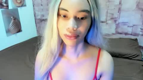 fuckingsexy143 online show from April 21, 5:03 am