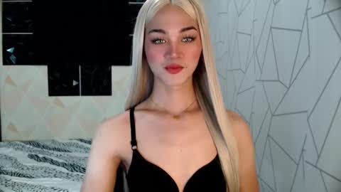 MISS IVANA online show from January 12, 11:32 pm