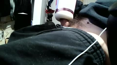 fuckmeallday1975 online show from February 8, 10:46 pm