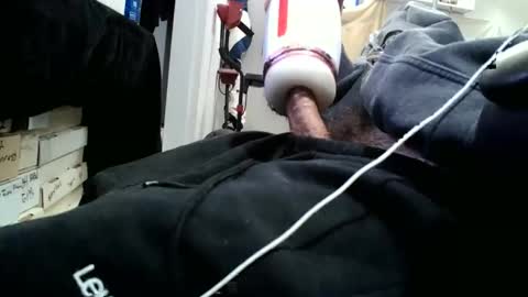 fuckmeallday1975 online show from February 22, 6:46 am